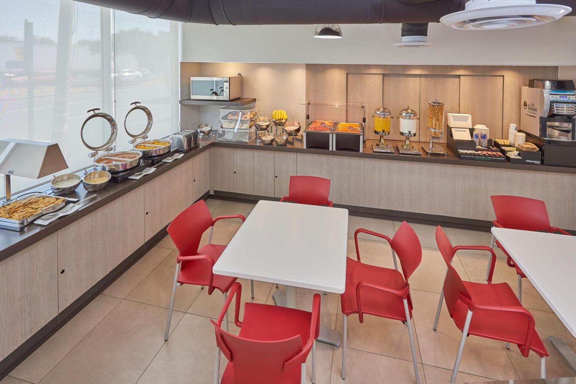 City Express Junior By Marriott San Luis Potosi Zona Industrial Exterior foto