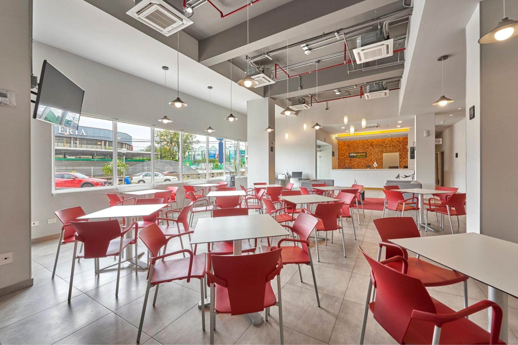 City Express Junior By Marriott San Luis Potosi Zona Industrial Exterior foto