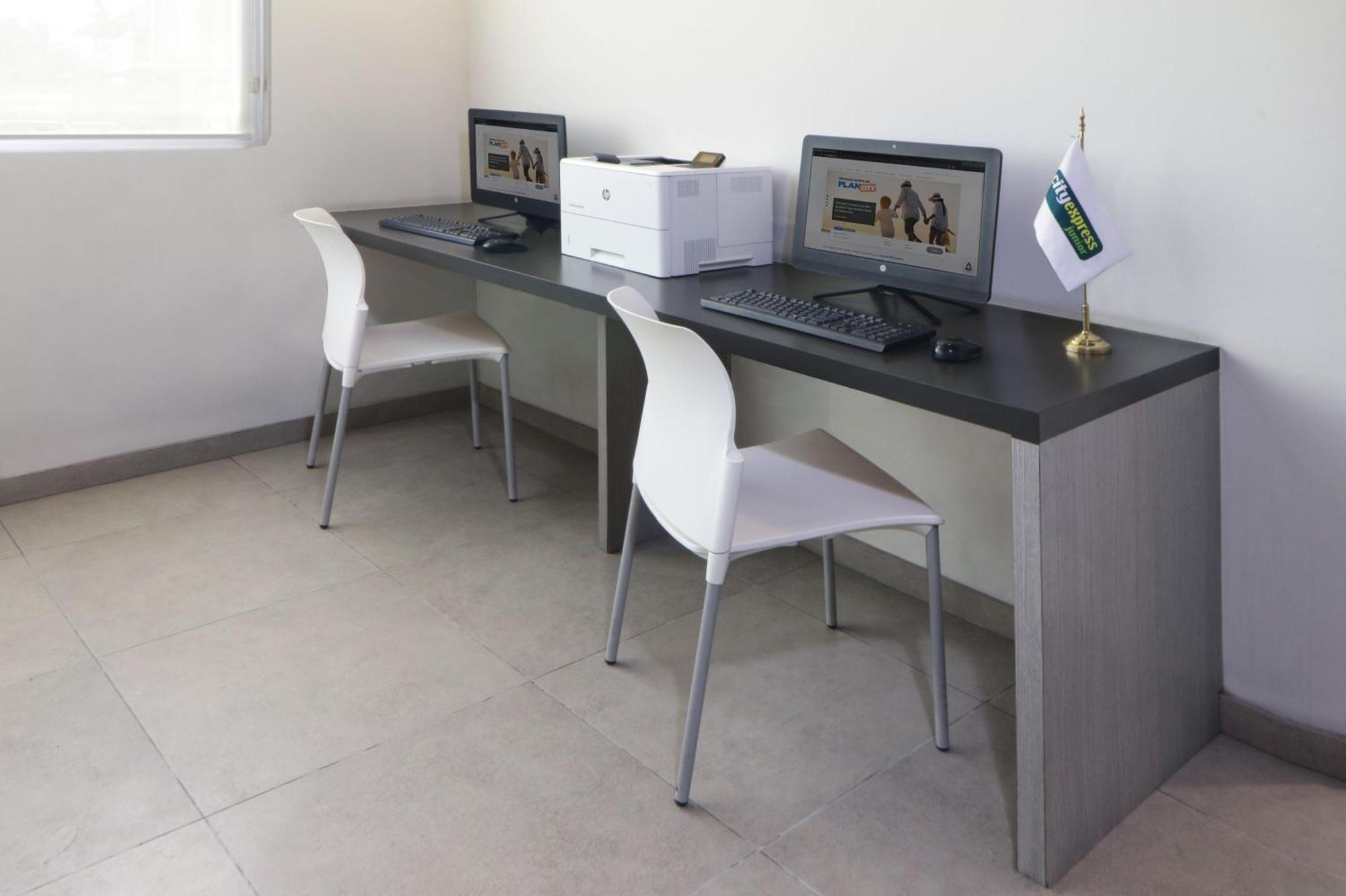 City Express Junior By Marriott San Luis Potosi Zona Industrial Exterior foto