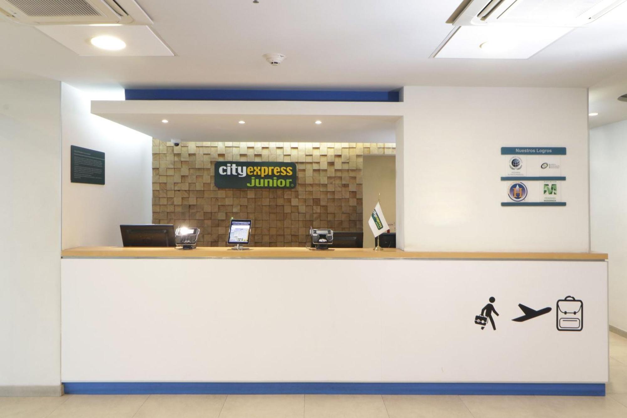City Express Junior By Marriott San Luis Potosi Zona Industrial Exterior foto